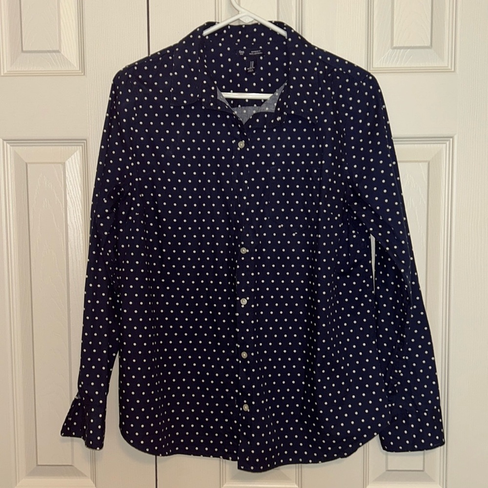 Gap button down shirt